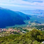 Celebrity V I P The Navel Of The Earth, Center-delphi-penthouse Galaxy&sky Panoramic View, Harmony&yoga * Delphi