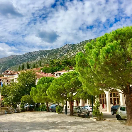 Celebrity: Penthouse Galaxy With Panoramic Views * Delphi