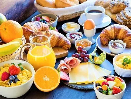 Celebrity: Penthouse Galaxy With Panoramic Views * Delphi