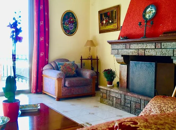 Celebrity V I P The Navel Of The Earth, Center-delphi-penthouse Galaxy&sky Panoramic View, Harmony&yoga Appartamento Delfi