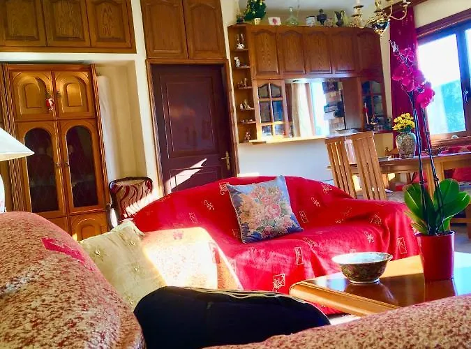 Celebrity V I P The Navel Of The Earth, Center-delphi-penthouse Galaxy&sky Panoramic View, Harmony&yoga